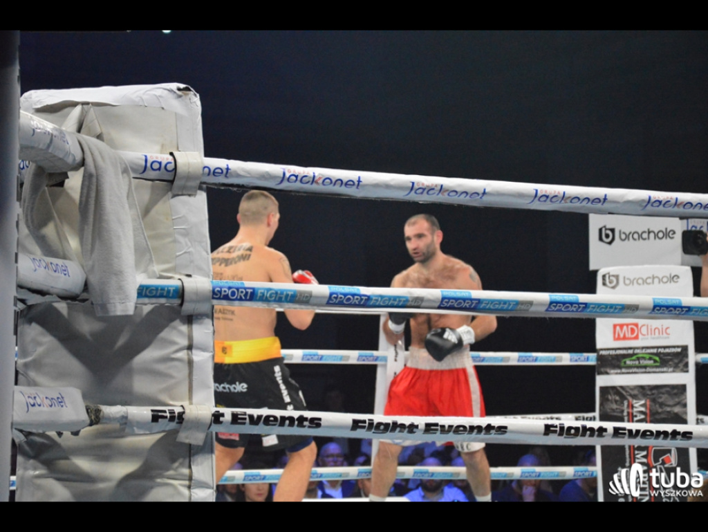 Wygrana Mateusza Tryca na punkty podczas Friday Boxing Night w Wyszkowie