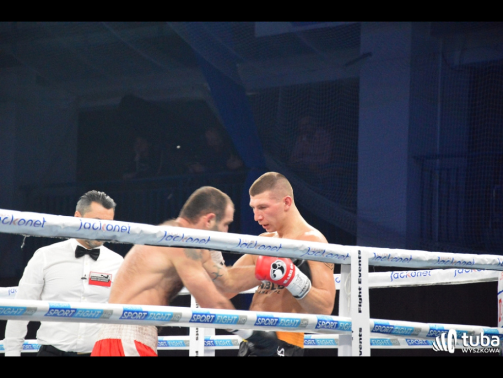 Wygrana Mateusza Tryca na punkty podczas Friday Boxing Night w Wyszkowie
