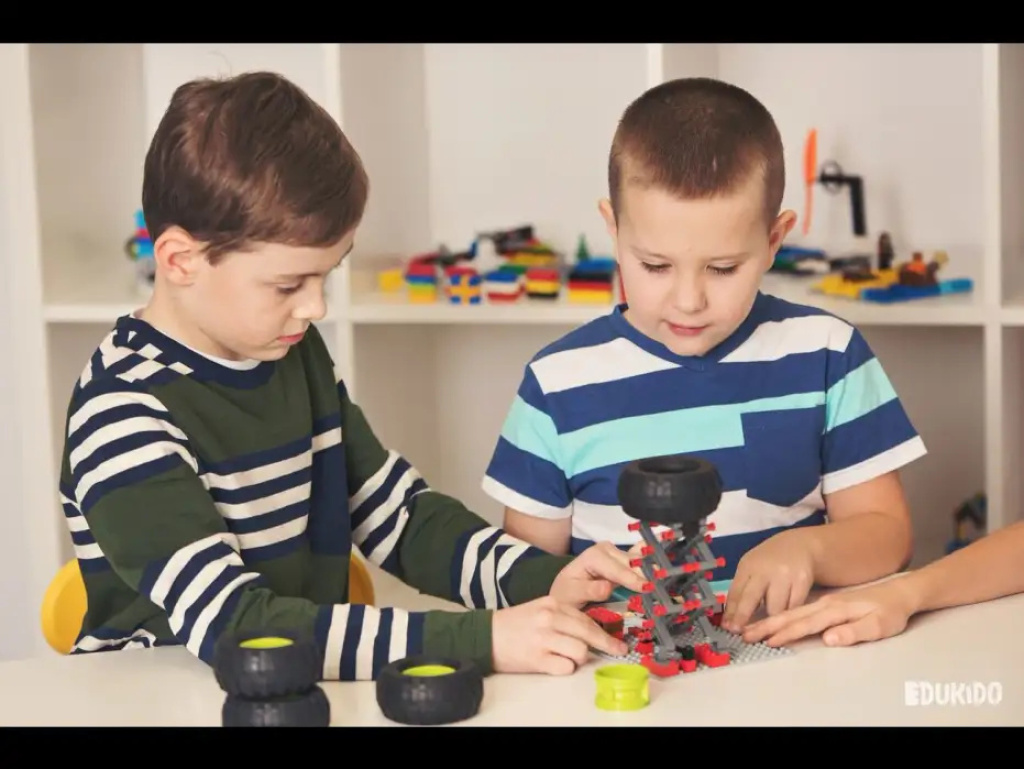 Ogłaszamy piąty stopień zagrożenia wirusem LEGO®!