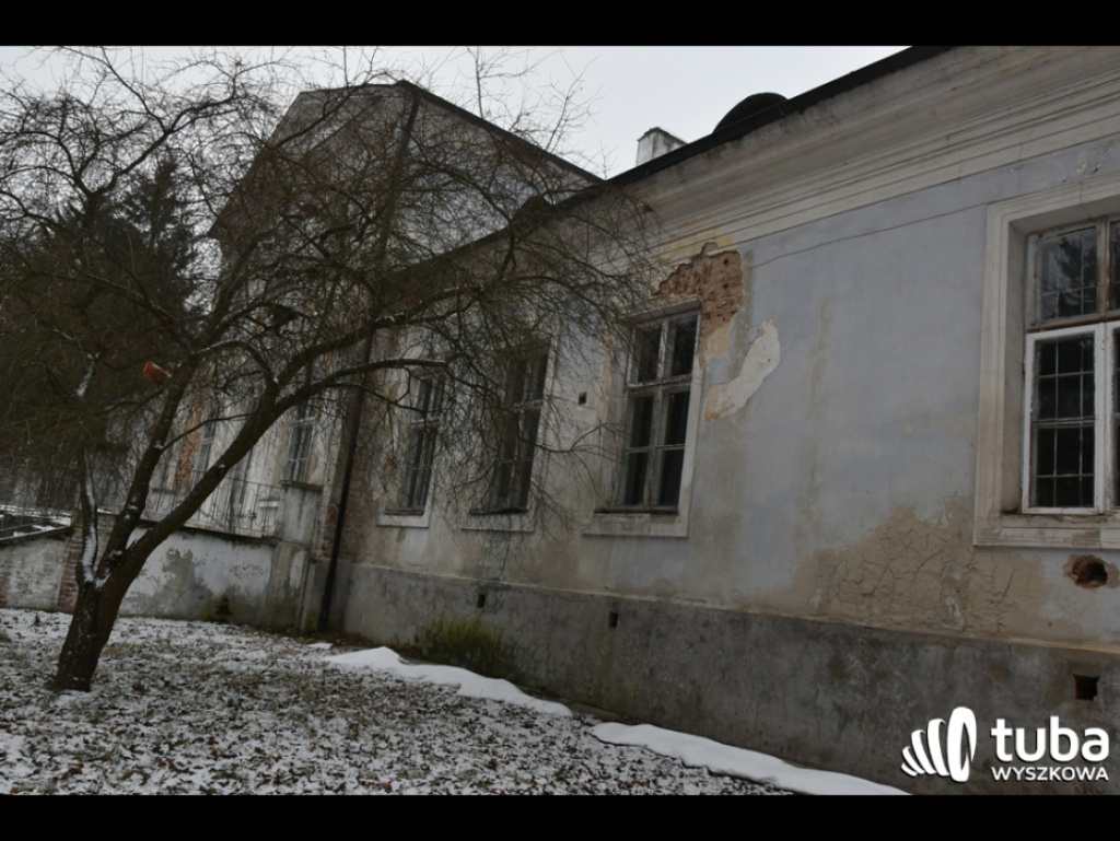 Fundacja Museion Norwid kontra powiat wyszkowski w sporze o przyszłość pałacu w Dębinkach