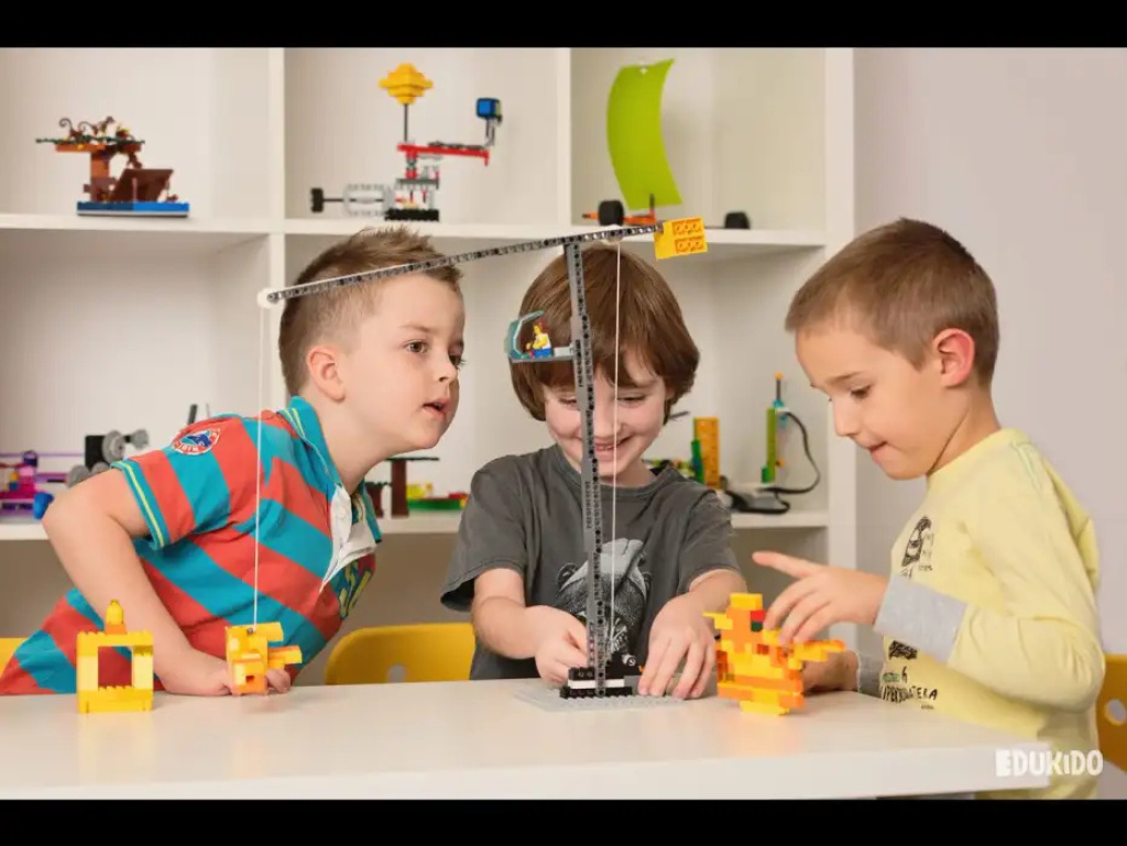 Ogłaszamy piąty stopień zagrożenia wirusem LEGO®!