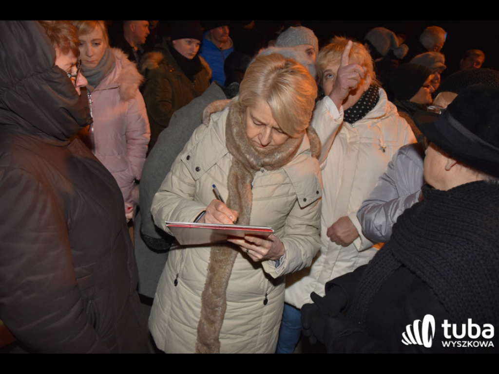 Wierni z parafii w Rybienku Leśnym wylali swoje żale. Proboszcz składa rezygnację