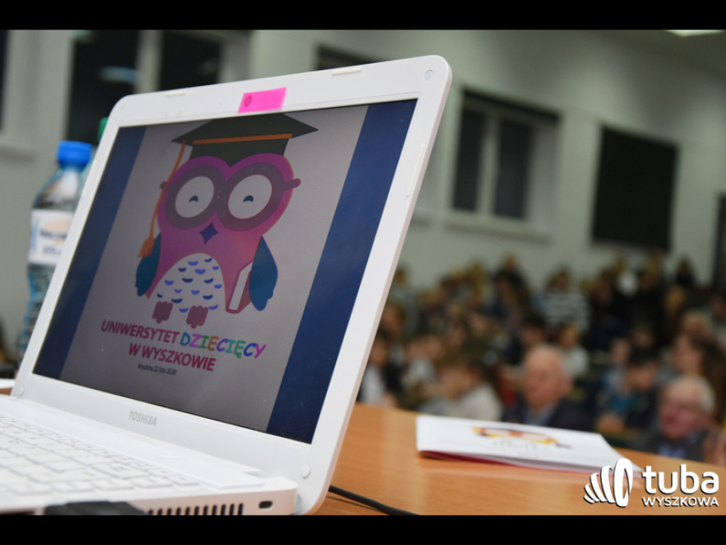 Siedmiolatki z indeksami, czyli wyszkowskie dzieci na uniwersytecie