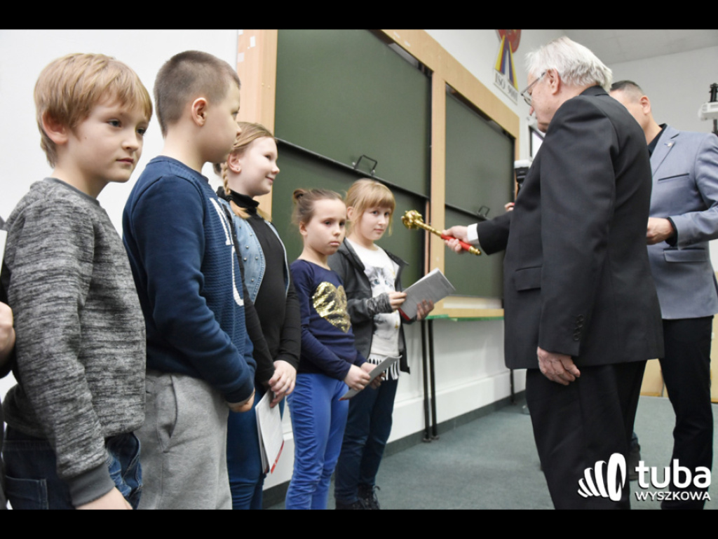 Siedmiolatki z indeksami, czyli wyszkowskie dzieci na uniwersytecie
