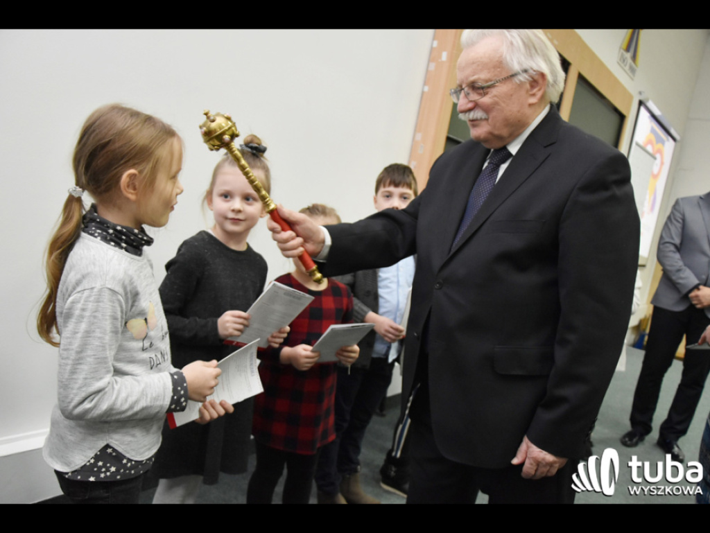 Siedmiolatki z indeksami, czyli wyszkowskie dzieci na uniwersytecie