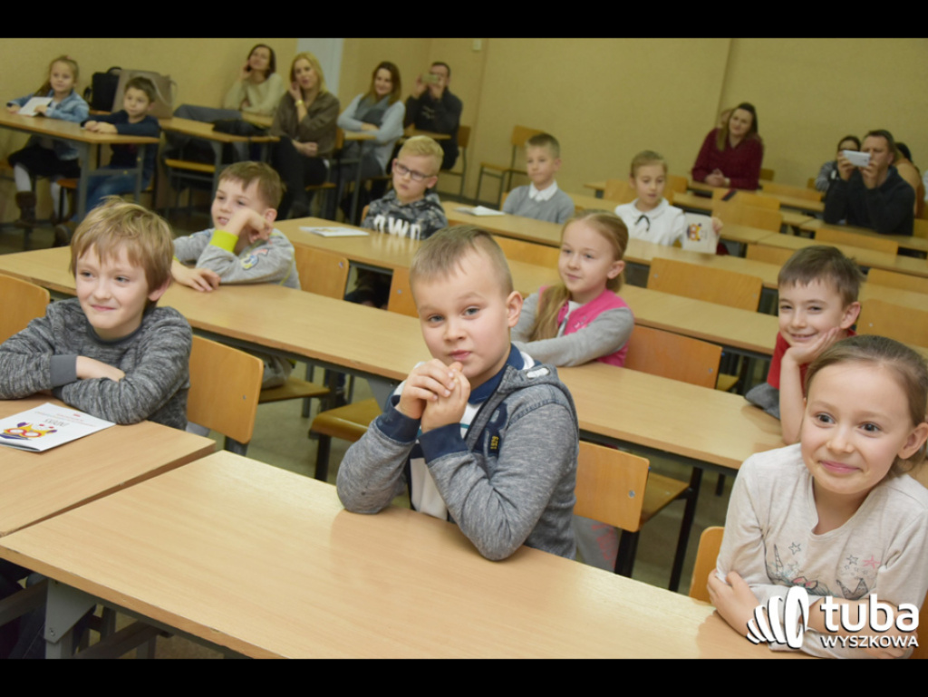 Siedmiolatki z indeksami, czyli wyszkowskie dzieci na uniwersytecie