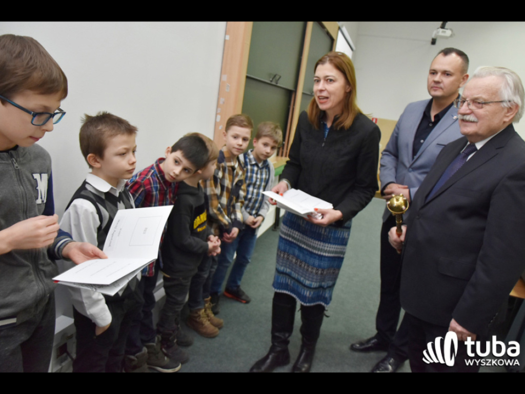 Siedmiolatki z indeksami, czyli wyszkowskie dzieci na uniwersytecie