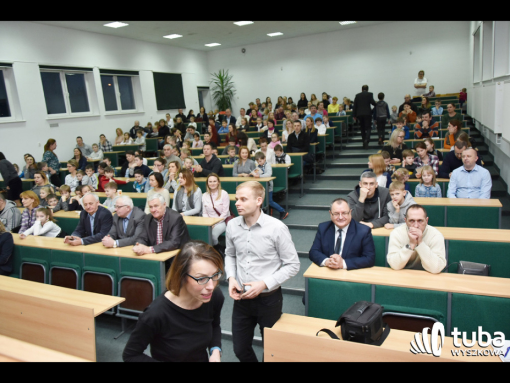Siedmiolatki z indeksami, czyli wyszkowskie dzieci na uniwersytecie