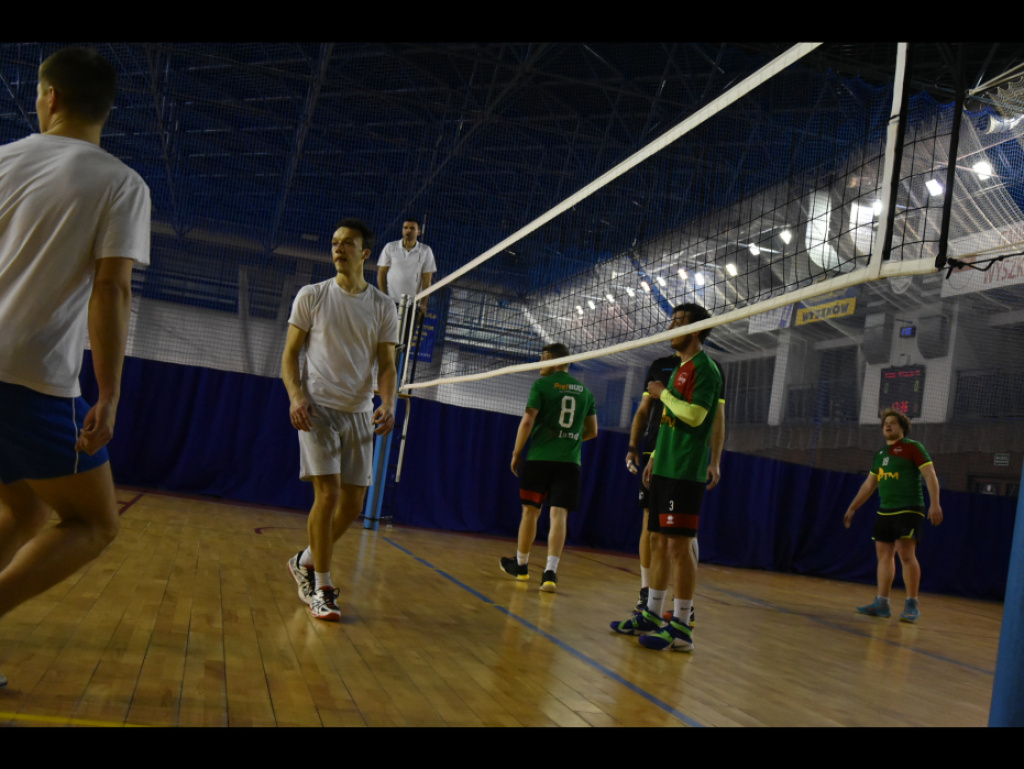 Team Volley z siatkarskim Pucharem Dyrektora WOSiR