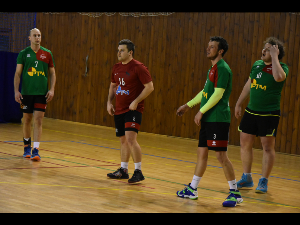 Team Volley z siatkarskim Pucharem Dyrektora WOSiR