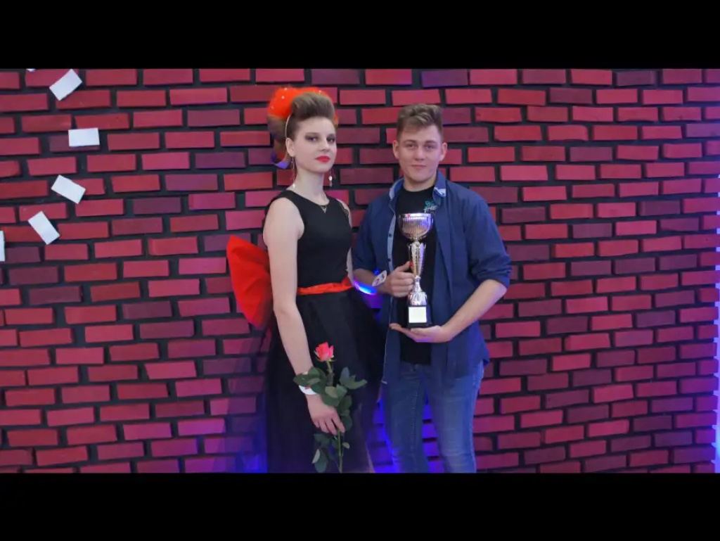 Bartosz Czubak nagrodzony w międzynarodowym konkursie fryzjerskim. To uczeń I TP-U w Wyszkowie