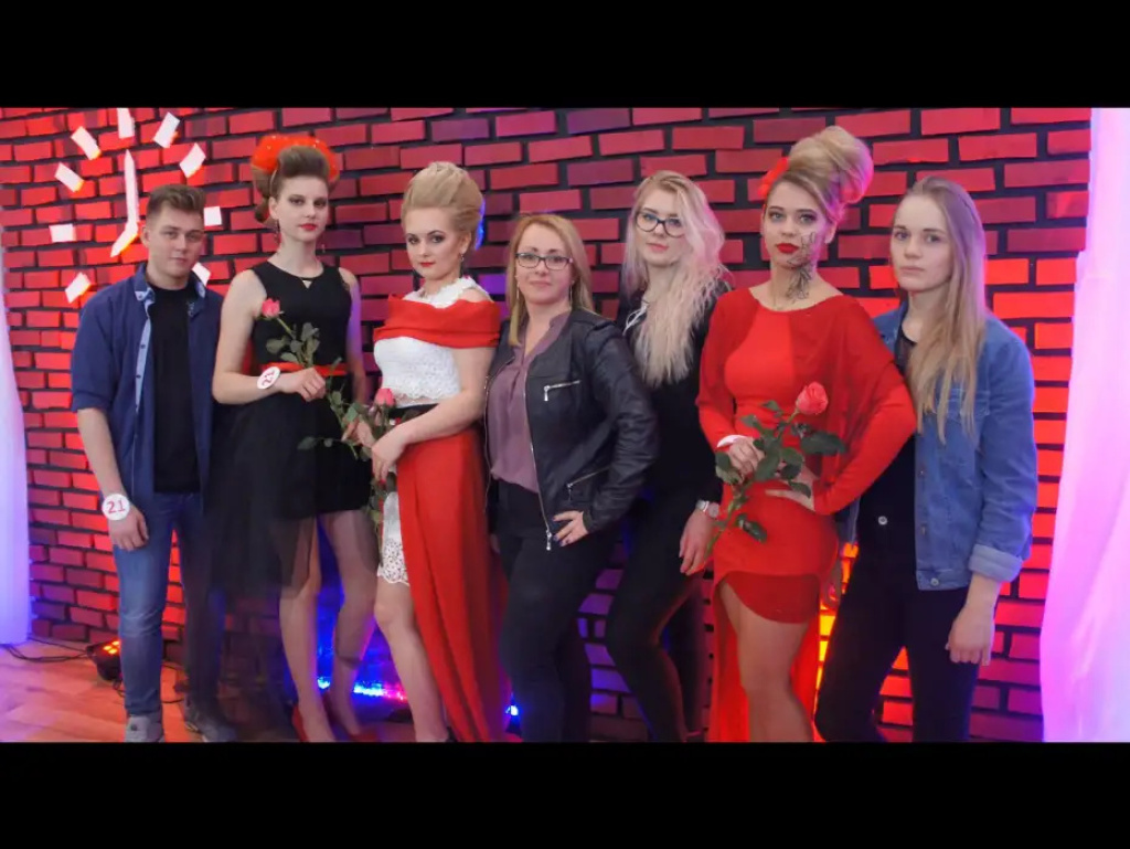 Bartosz Czubak nagrodzony w międzynarodowym konkursie fryzjerskim. To uczeń I TP-U w Wyszkowie