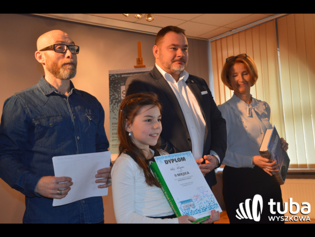 Uczniowie, którzy kochają poezję. 41. konkurs recytatorski 