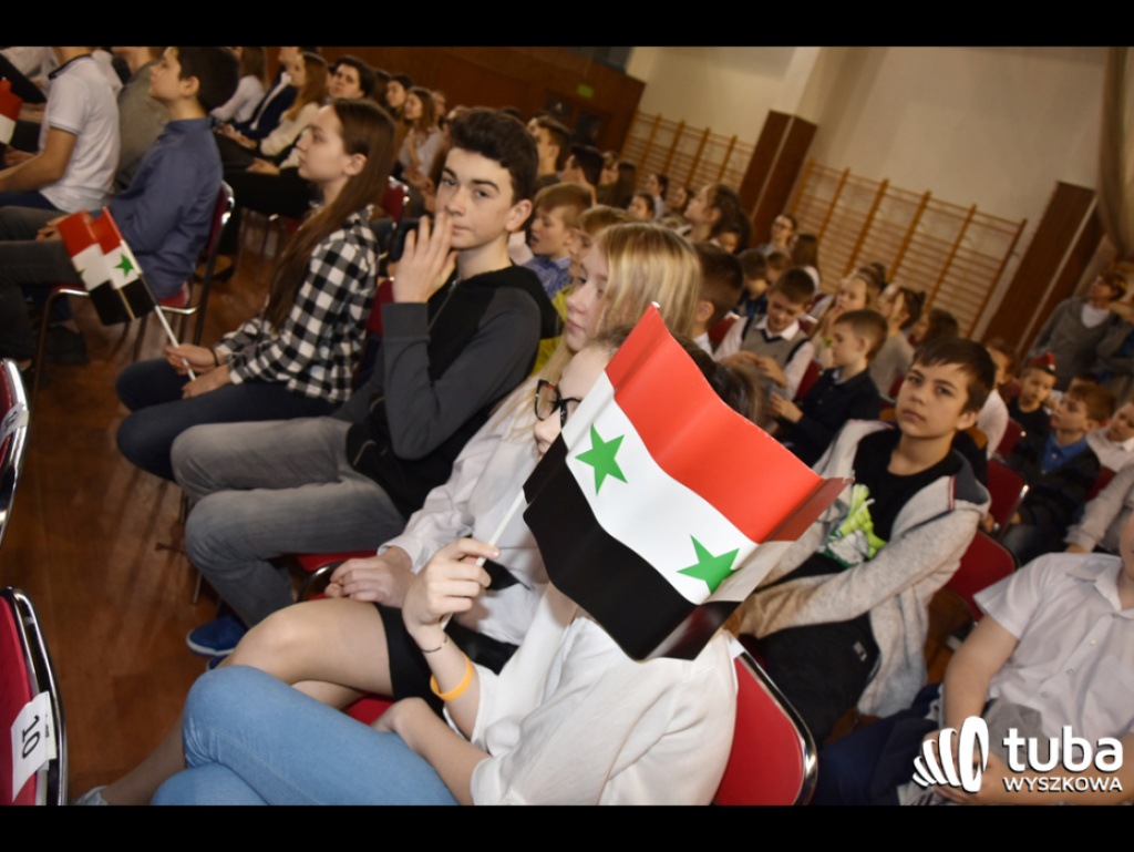 Ambasador Syrii odwiedził Szkołę Podstawową nr 5 w Wyszkowie. To podziękowanie za pomoc syryjskim dzieciom