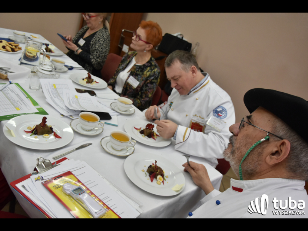 Masterchef po wyszkowsku. W Zespole Szkół nr 1 odbył się regionalny konkurs kulinarny