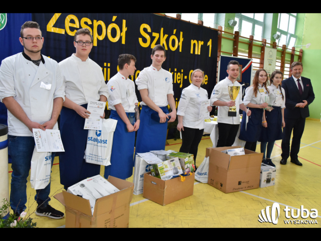 Masterchef po wyszkowsku. W Zespole Szkół nr 1 odbył się regionalny konkurs kulinarny