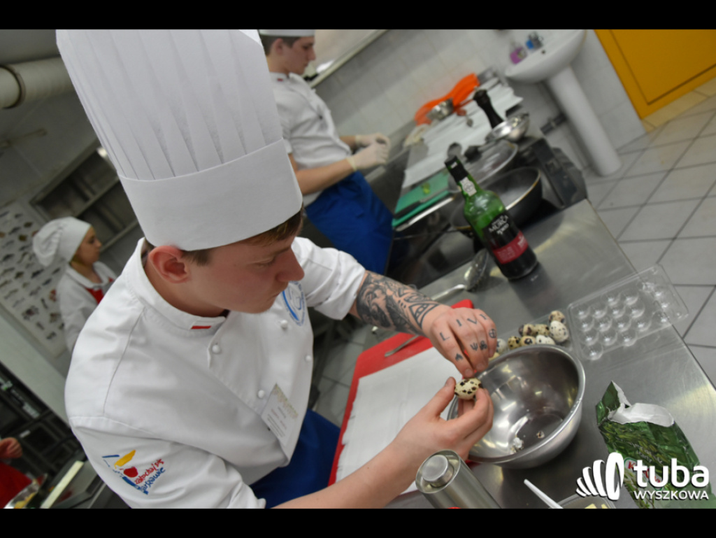 Masterchef po wyszkowsku. W Zespole Szkół nr 1 odbył się regionalny konkurs kulinarny