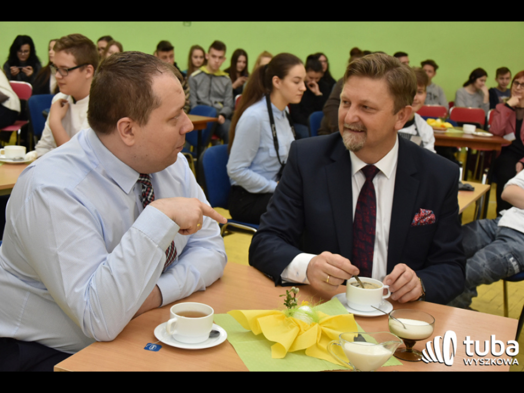 Masterchef po wyszkowsku. W Zespole Szkół nr 1 odbył się regionalny konkurs kulinarny