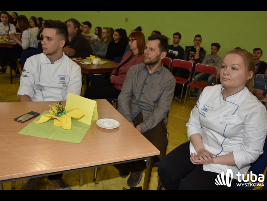 Masterchef po wyszkowsku. W Zespole Szkół nr 1 odbył się regionalny konkurs kulinarny