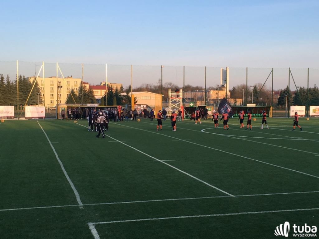 Rhinos z premierowym zwycięstwem w futbolowej ekstraklasie