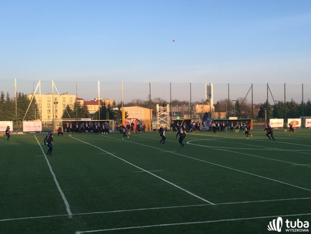 Rhinos z premierowym zwycięstwem w futbolowej ekstraklasie