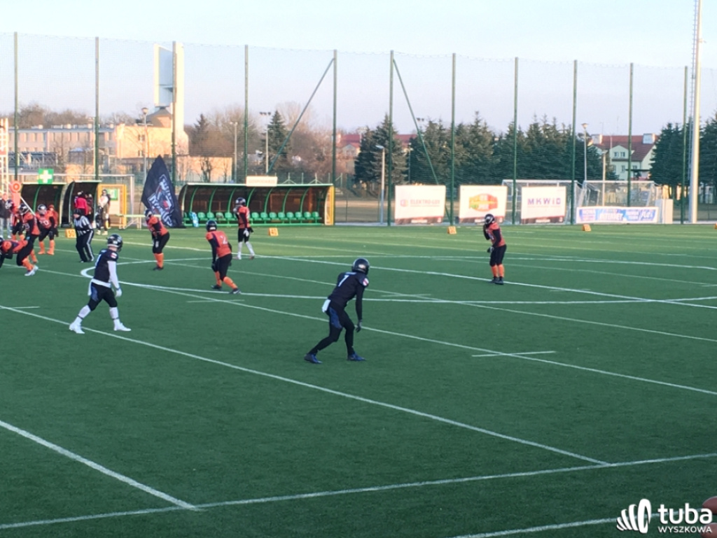 Rhinos z premierowym zwycięstwem w futbolowej ekstraklasie