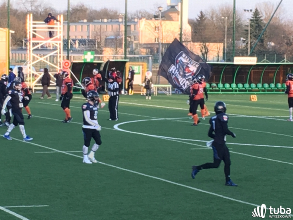 Rhinos z premierowym zwycięstwem w futbolowej ekstraklasie
