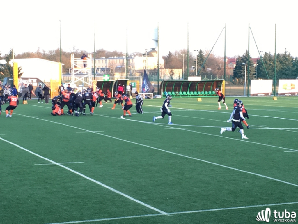 Rhinos z premierowym zwycięstwem w futbolowej ekstraklasie
