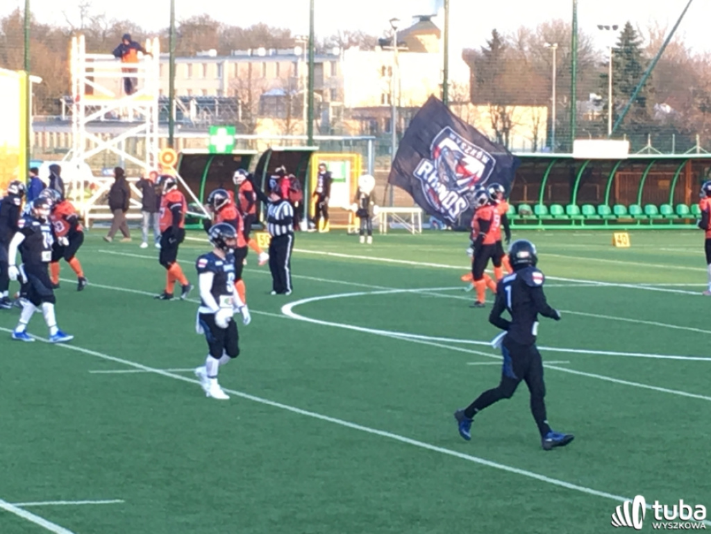 Rhinos z premierowym zwycięstwem w futbolowej ekstraklasie