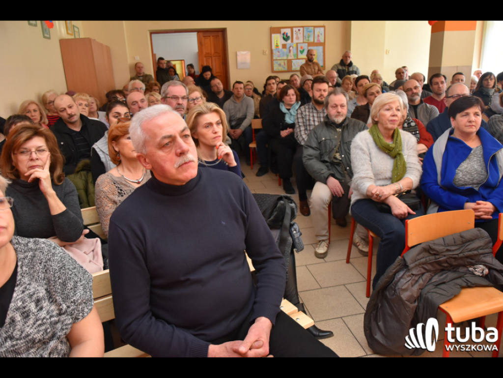 Kryzys zaufania w parafii Rybienko Leśne. Wierni chcą odejścia proboszcza i przywrócenia dawnego wyglądu kościoła
