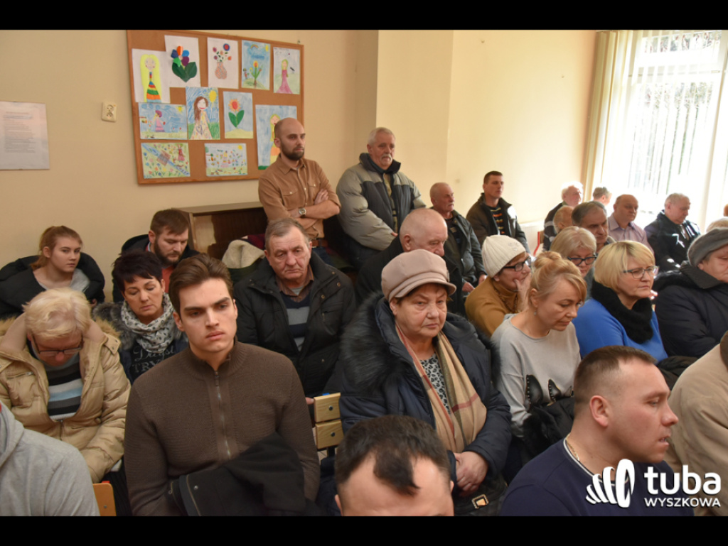 Kryzys zaufania w parafii Rybienko Leśne. Wierni chcą odejścia proboszcza i przywrócenia dawnego wyglądu kościoła