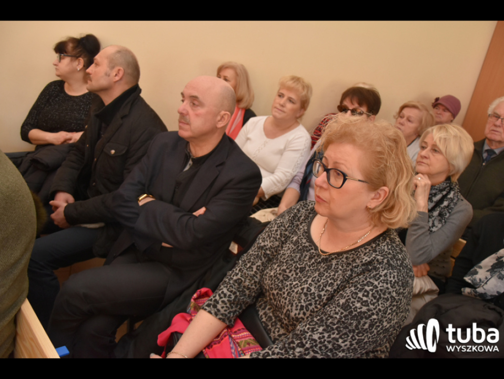Kryzys zaufania w parafii Rybienko Leśne. Wierni chcą odejścia proboszcza i przywrócenia dawnego wyglądu kościoła
