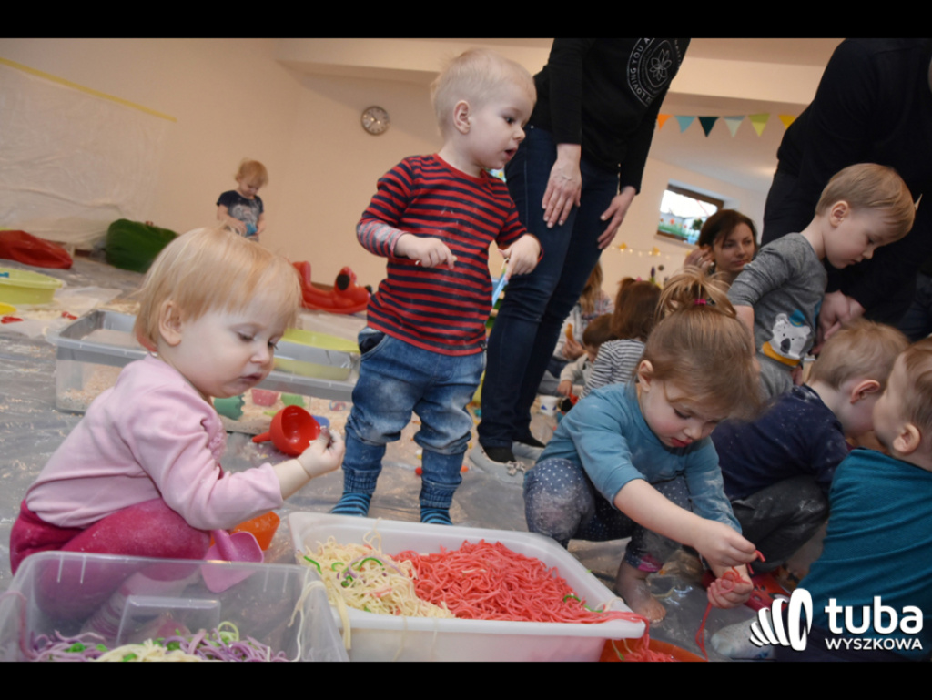 Twórcze i radosne powitanie wiosny z Pracownią Zabawy i Rozwoju MADU