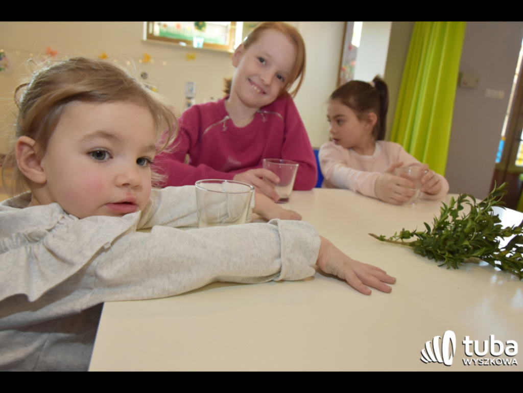 Twórcze i radosne powitanie wiosny z Pracownią Zabawy i Rozwoju MADU