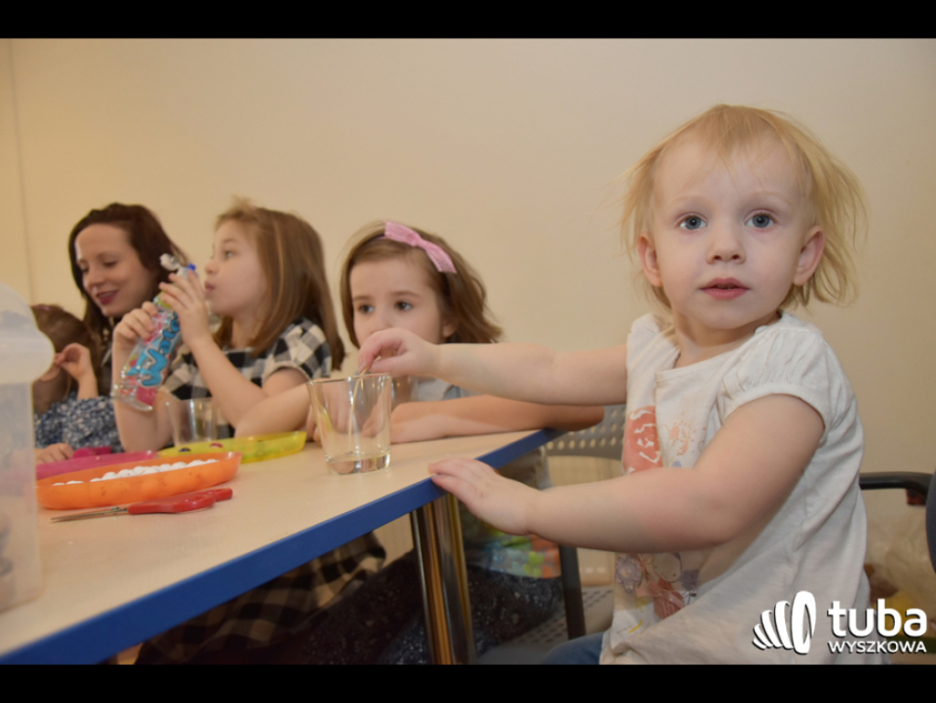 Twórcze i radosne powitanie wiosny z Pracownią Zabawy i Rozwoju MADU