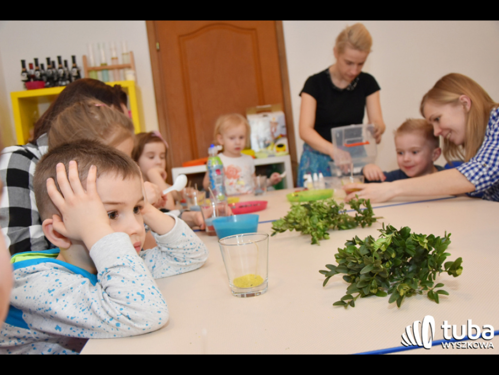 Twórcze i radosne powitanie wiosny z Pracownią Zabawy i Rozwoju MADU