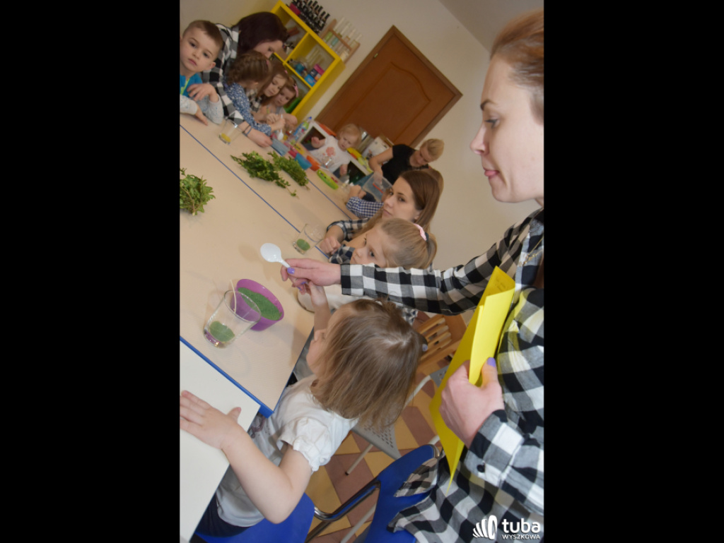 Twórcze i radosne powitanie wiosny z Pracownią Zabawy i Rozwoju MADU