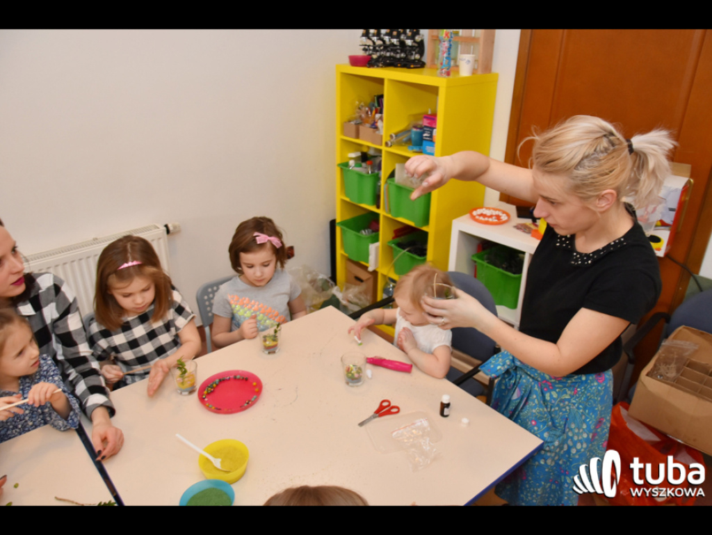Twórcze i radosne powitanie wiosny z Pracownią Zabawy i Rozwoju MADU