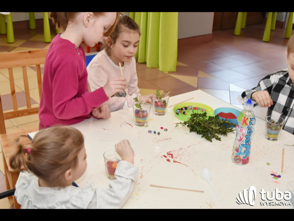 Twórcze i radosne powitanie wiosny z Pracownią Zabawy i Rozwoju MADU