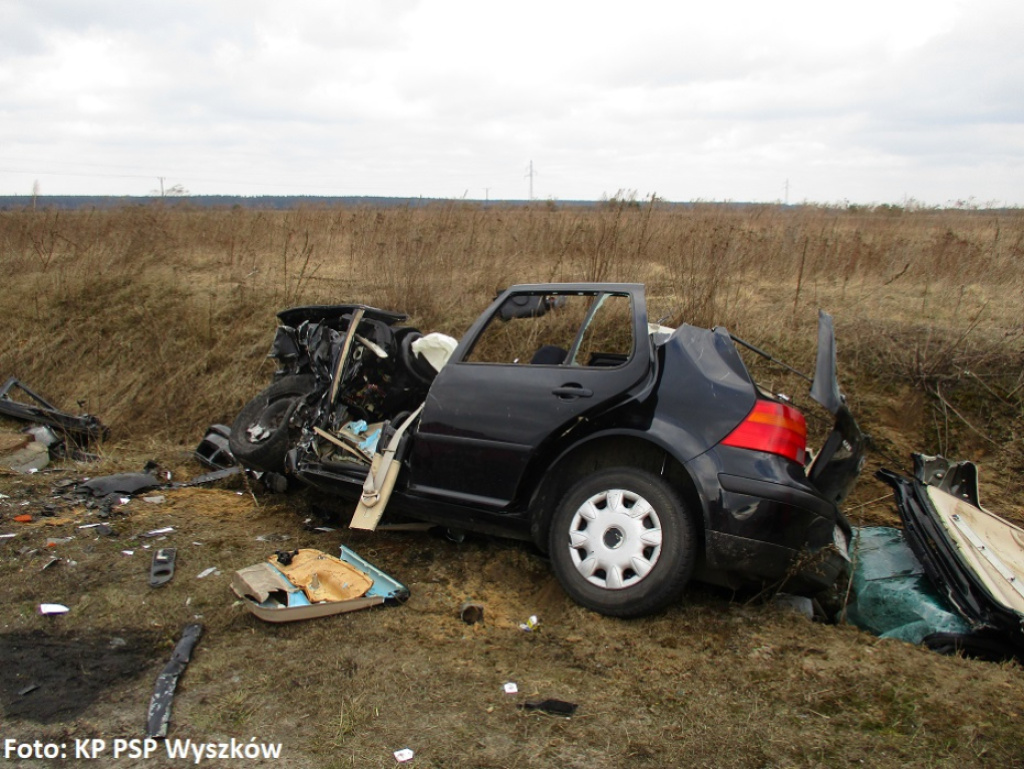 Trzy osoby nie żyją, cztery ranne - tragiczny bilans drugiego dnia świąt na wyszkowskich drogach (video, zdjęcia)