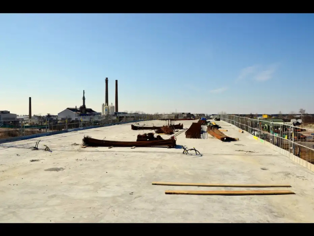 Nowy wiadukt w Wyszkowie w sierpniu, obwodnica śródmiejska w październiku (foto, video)