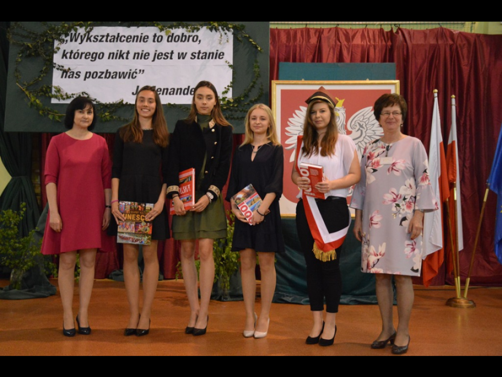 Uroczyste pożegnanie maturzystów w Zespole Szkół nr 3 w Wyszkowie