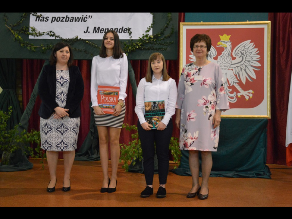 Uroczyste pożegnanie maturzystów w Zespole Szkół nr 3 w Wyszkowie