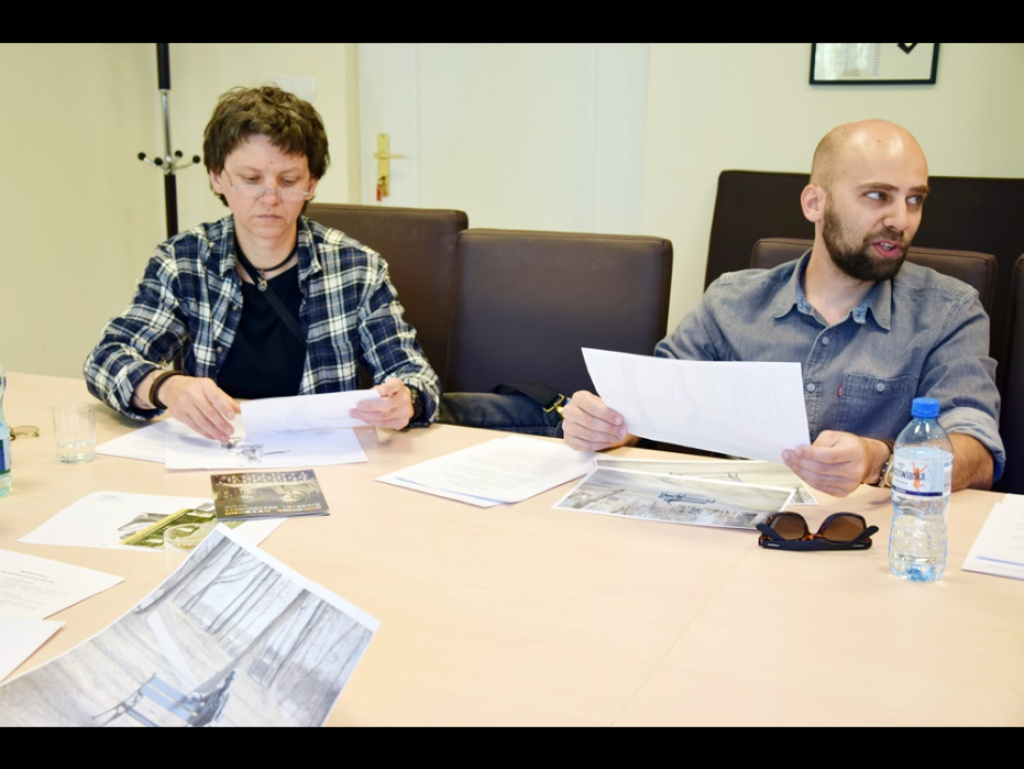 Ławeczka Różyckiego stanie w parku miejskim. Jest już projekt