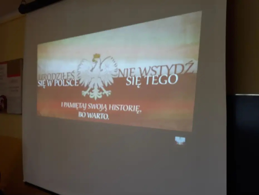 Rocznica miła sercom wszystkich Polaków - obchody Konstytucji 3 Maja w ZSS w Brańszczyku