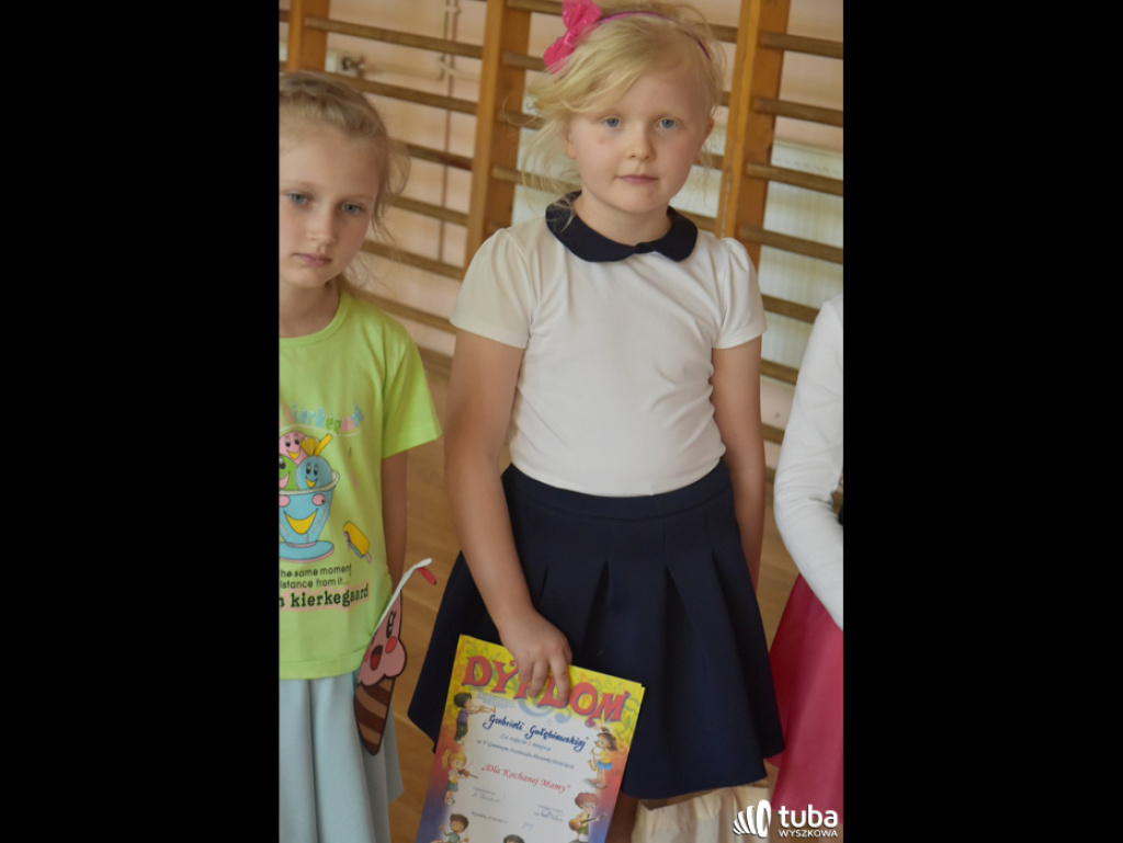 Dla kochanej mamy... Śpiewały dzieci z całej gminy Wyszków