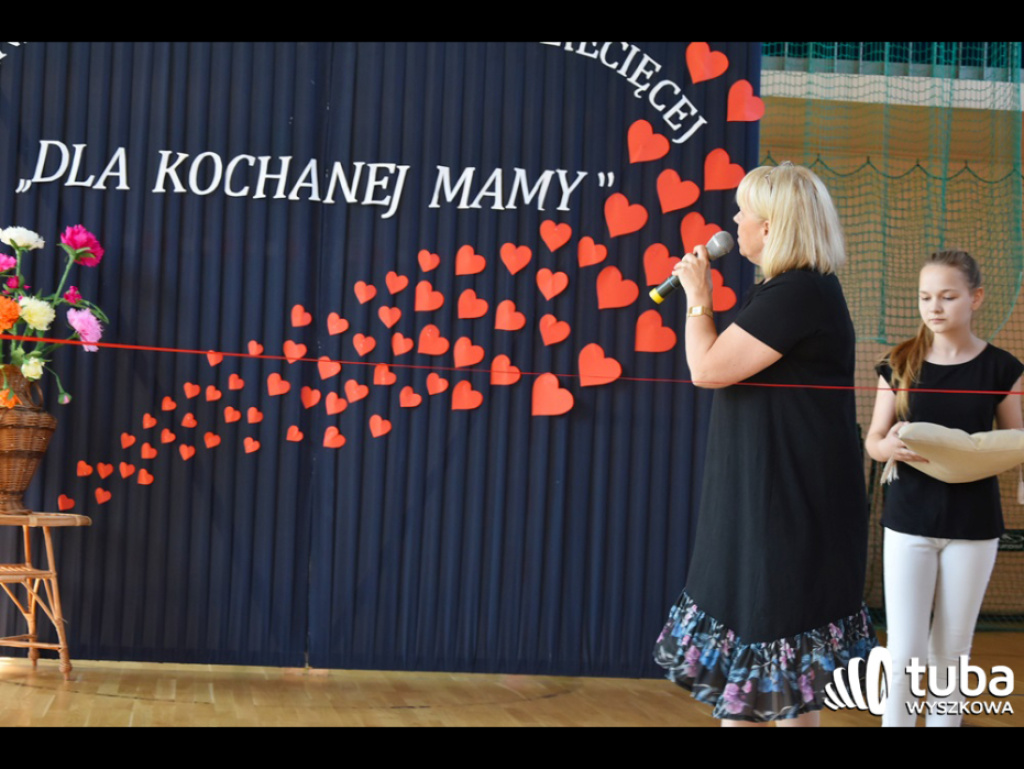 Dla kochanej mamy... Śpiewały dzieci z całej gminy Wyszków