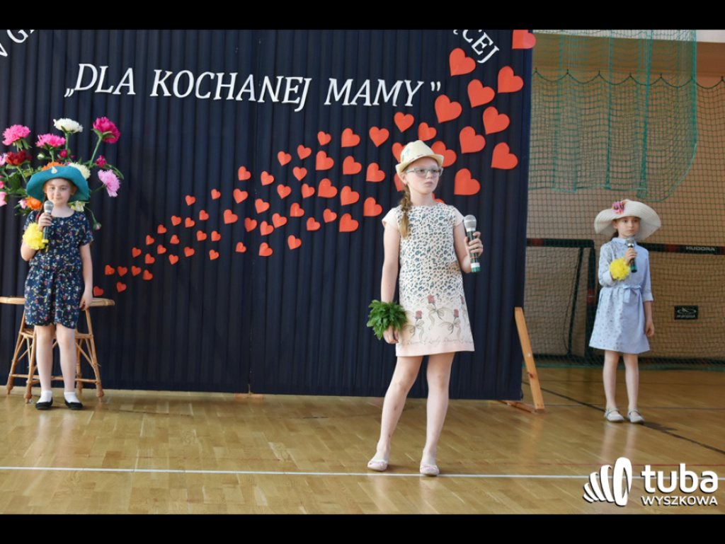 Dla kochanej mamy... Śpiewały dzieci z całej gminy Wyszków