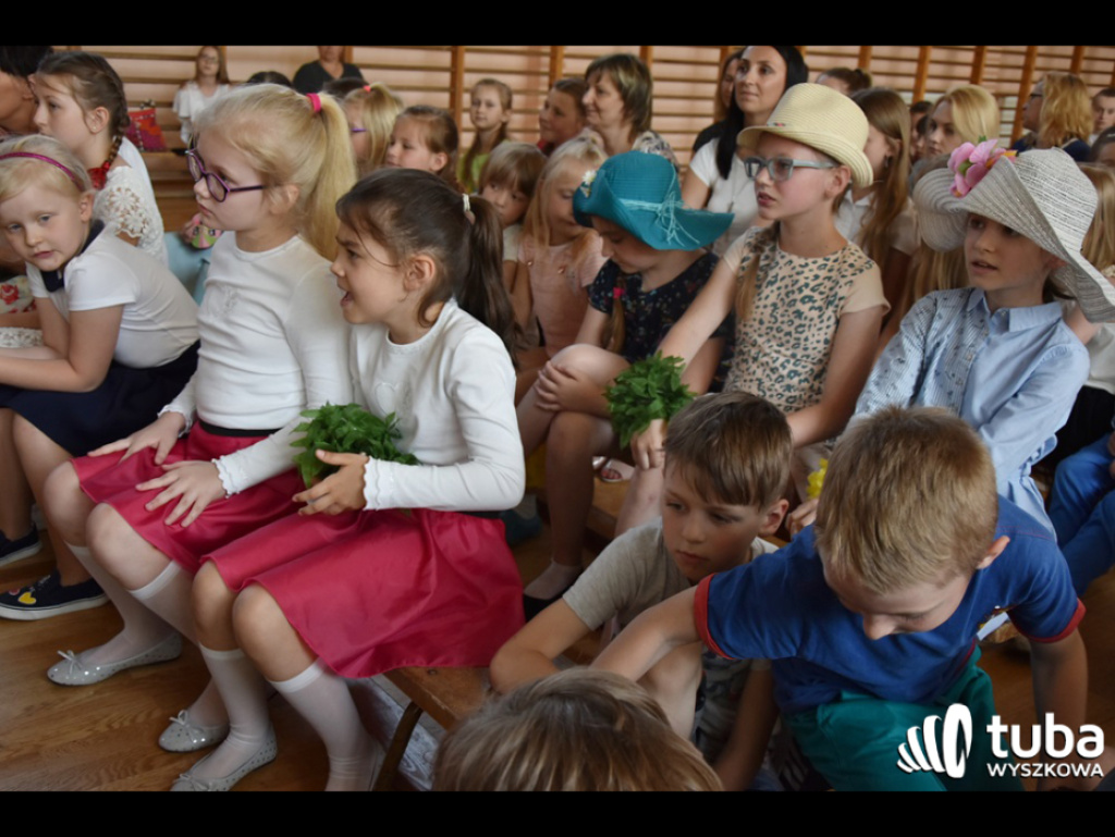 Dla kochanej mamy... Śpiewały dzieci z całej gminy Wyszków