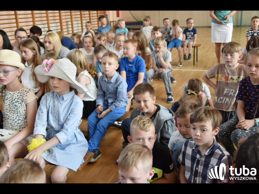 Dla kochanej mamy... Śpiewały dzieci z całej gminy Wyszków